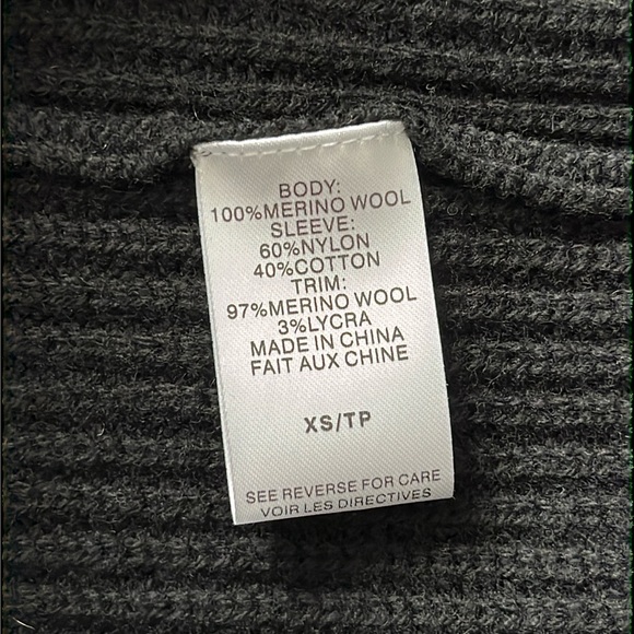 Cami NYC Beth Cardigan Lace Sleeve Wool Sweater Pearl Buttons - Picture 12 of 16